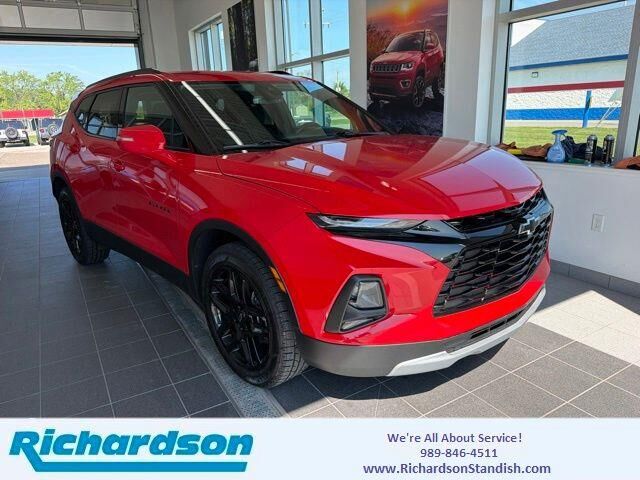 2021 Chevrolet Blazer LT — photo 1 of 13