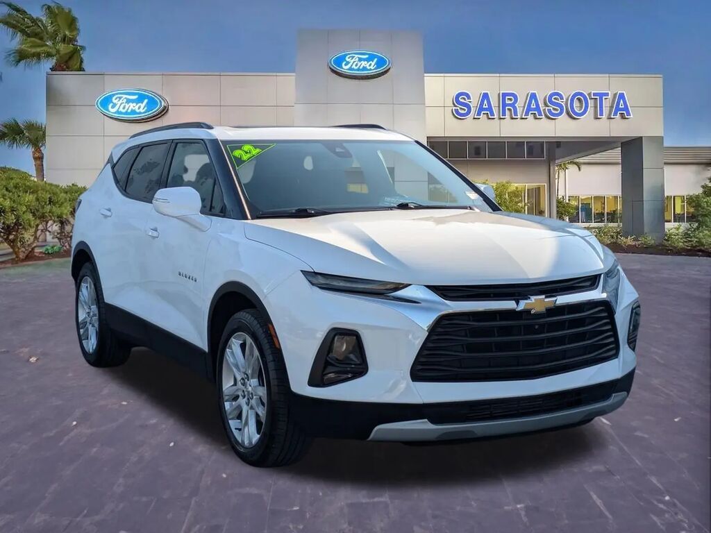 2022 Chevrolet Blazer LT — photo 1 of 30