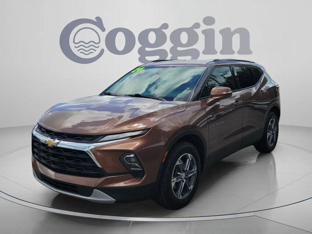 2024 Chevrolet Blazer LT — photo 1 of 13