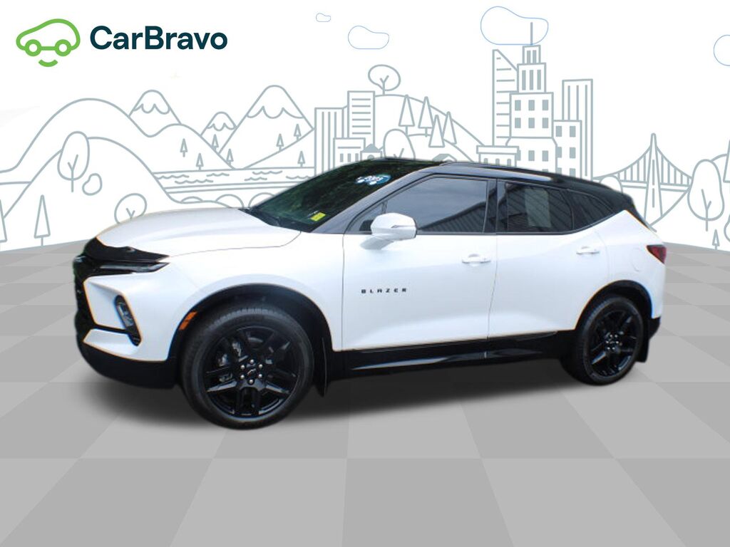 2023 Chevrolet Blazer RS — photo 1 of 6