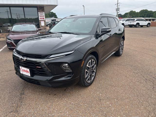 2023 Chevrolet Blazer RS — photo 1 of 26