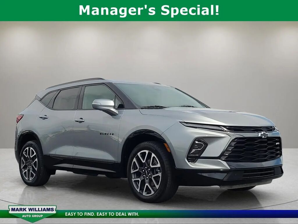 2025 Chevrolet Blazer RS — photo 1 of 19