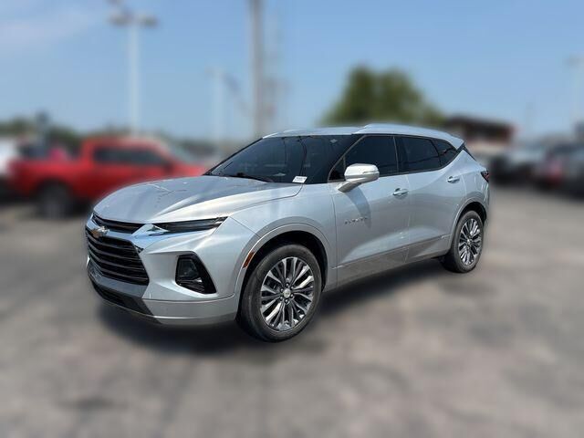 2021 Chevrolet Blazer Premier — photo 1 of 22
