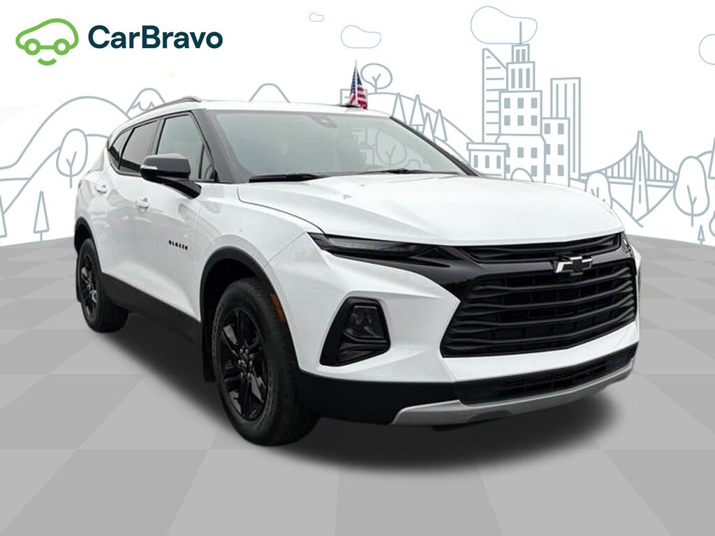 2021 Chevrolet Blazer LT — photo 1 of 6