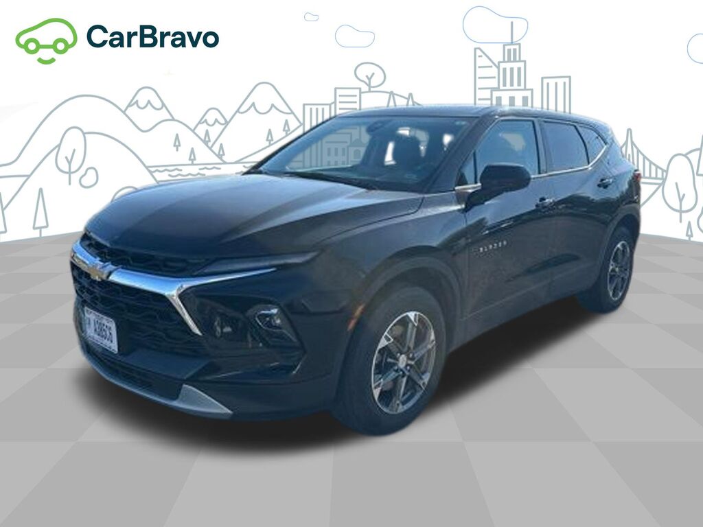 2025 Chevrolet Blazer 2LT — photo 1 of 5