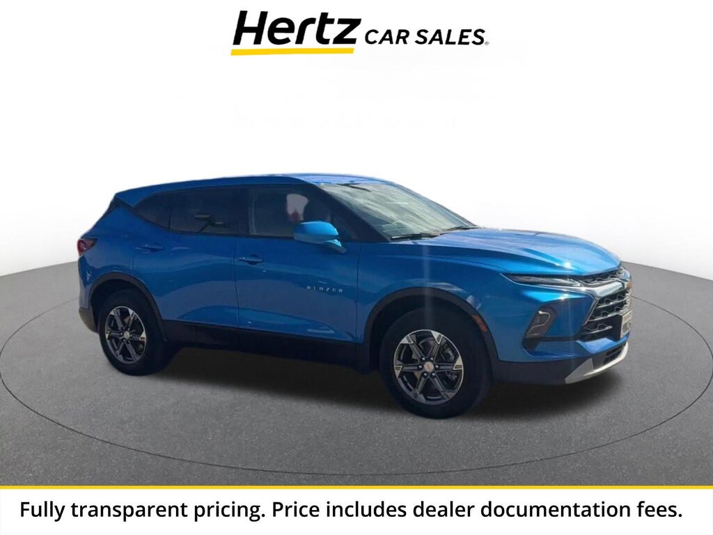 2026 Chevrolet Blazer LT — photo 1 of 13