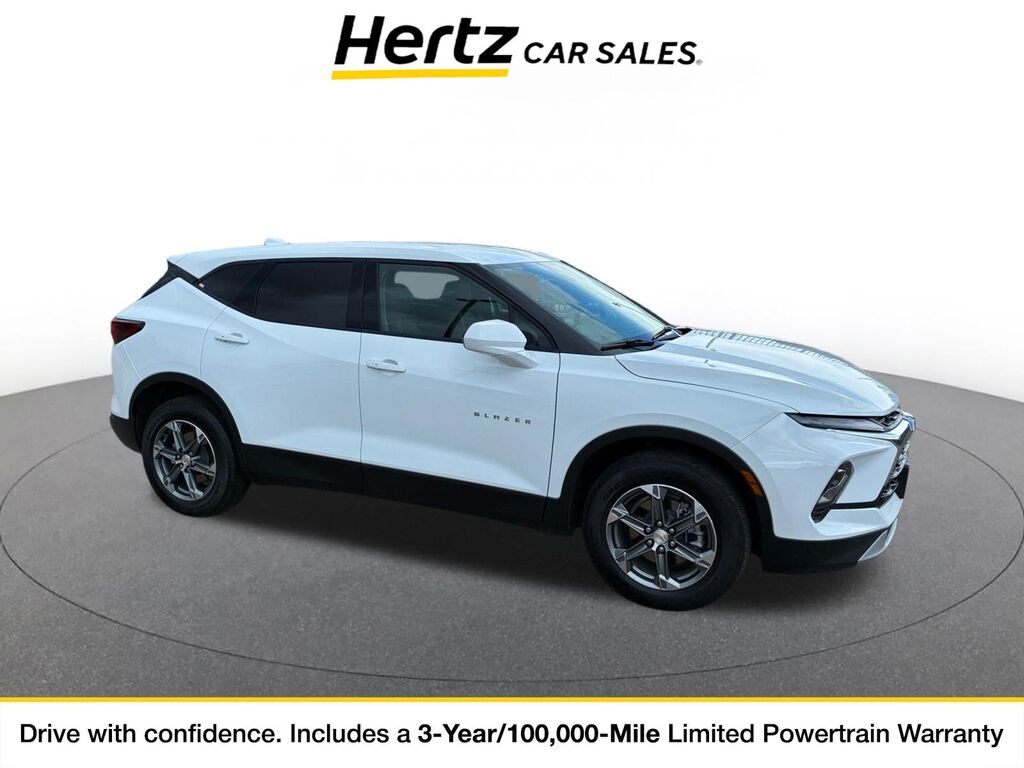 2026 Chevrolet Blazer LT — photo 1 of 11