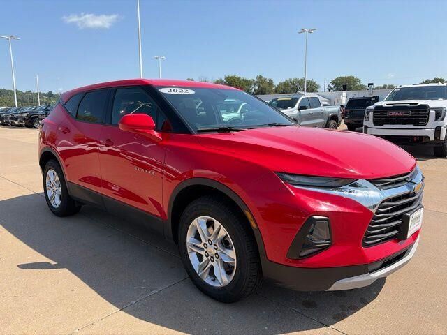 2022 Chevrolet Blazer LT — photo 1 of 13