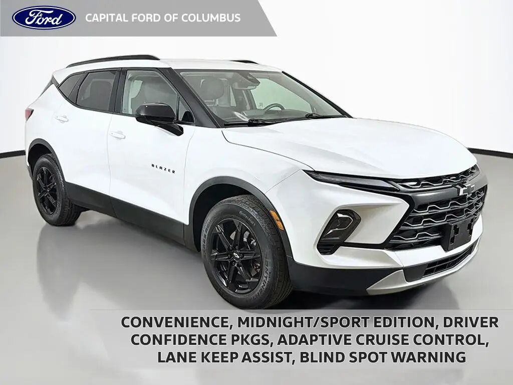 2023 Chevrolet Blazer LT — photo 1 of 15