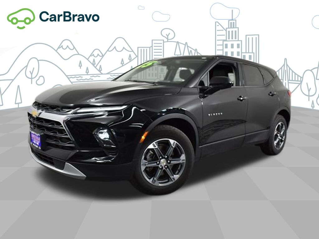 2025 Chevrolet Blazer 2LT — photo 1 of 6