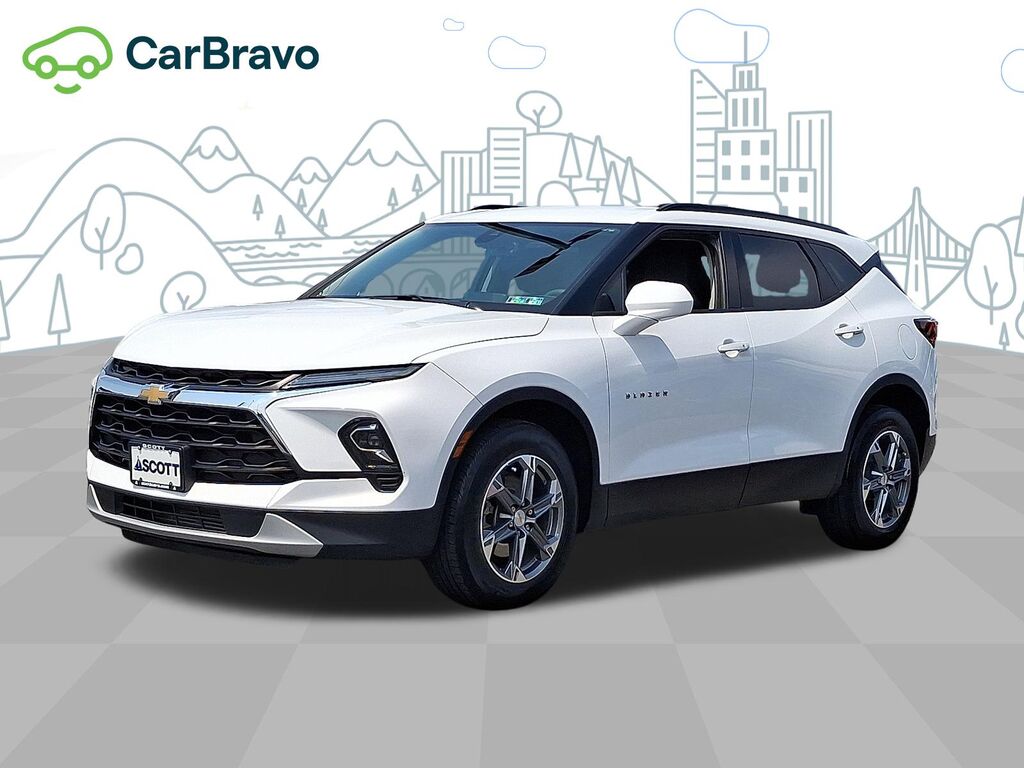 2023 Chevrolet Blazer LT — photo 1 of 7