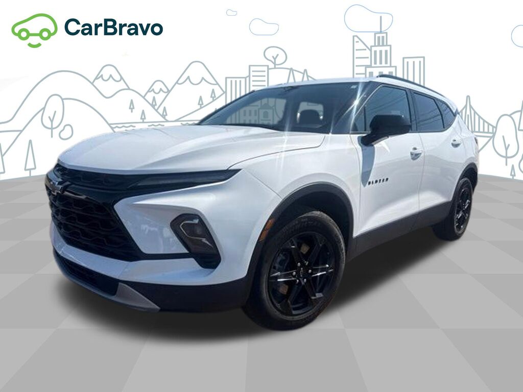 2023 Chevrolet Blazer LT — photo 1 of 5