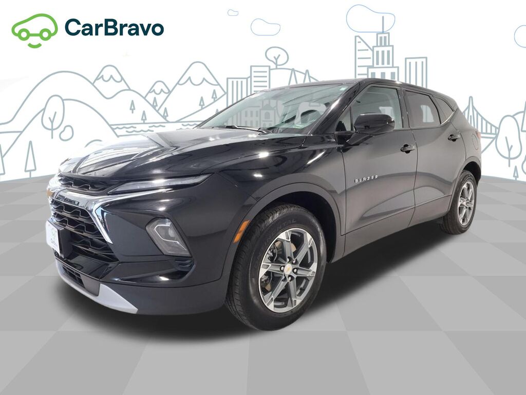 2025 Chevrolet Blazer 2LT — photo 1 of 7