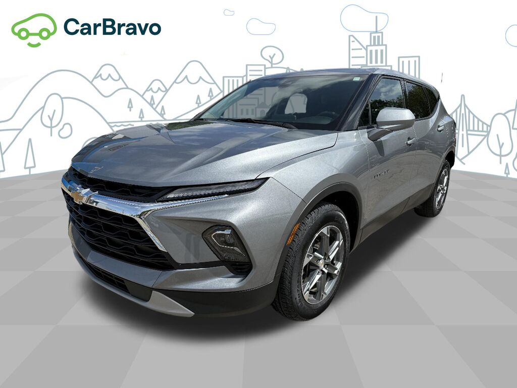 2025 Chevrolet Blazer 2LT — photo 1 of 6