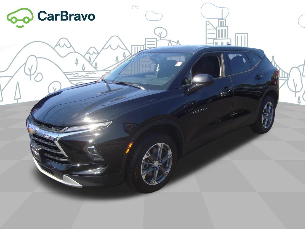 2025 Chevrolet Blazer 2LT — photo 1 of 7