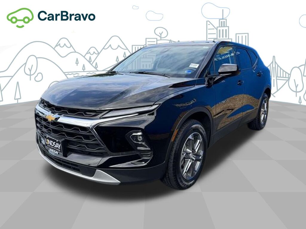 2025 Chevrolet Blazer 2LT — photo 1 of 6