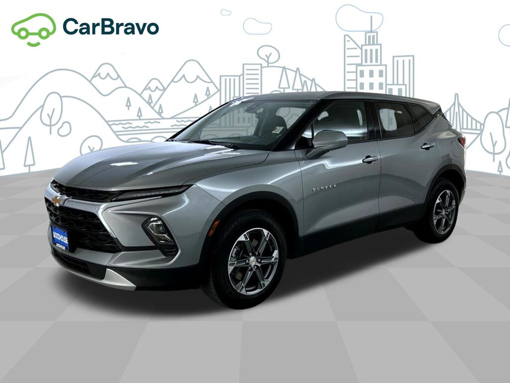 2025 Chevrolet Blazer 2LT — photo 1 of 6