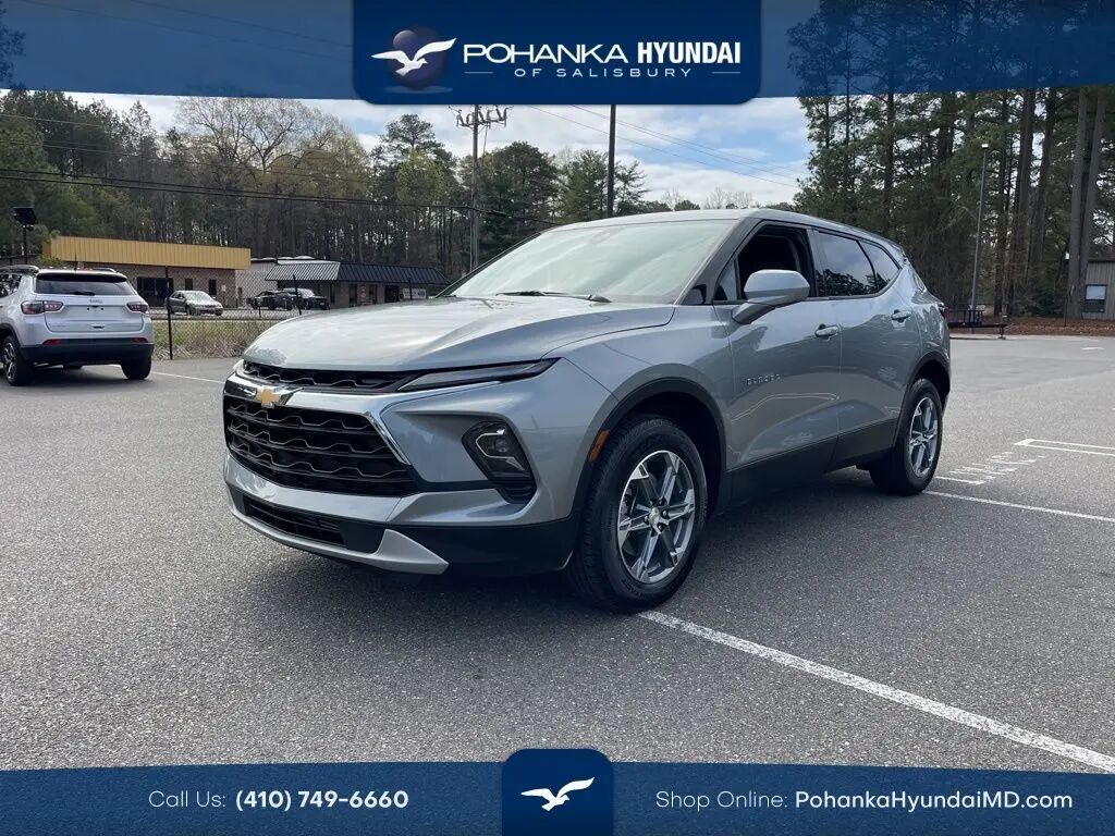 2025 Chevrolet Blazer LT — photo 1 of 24