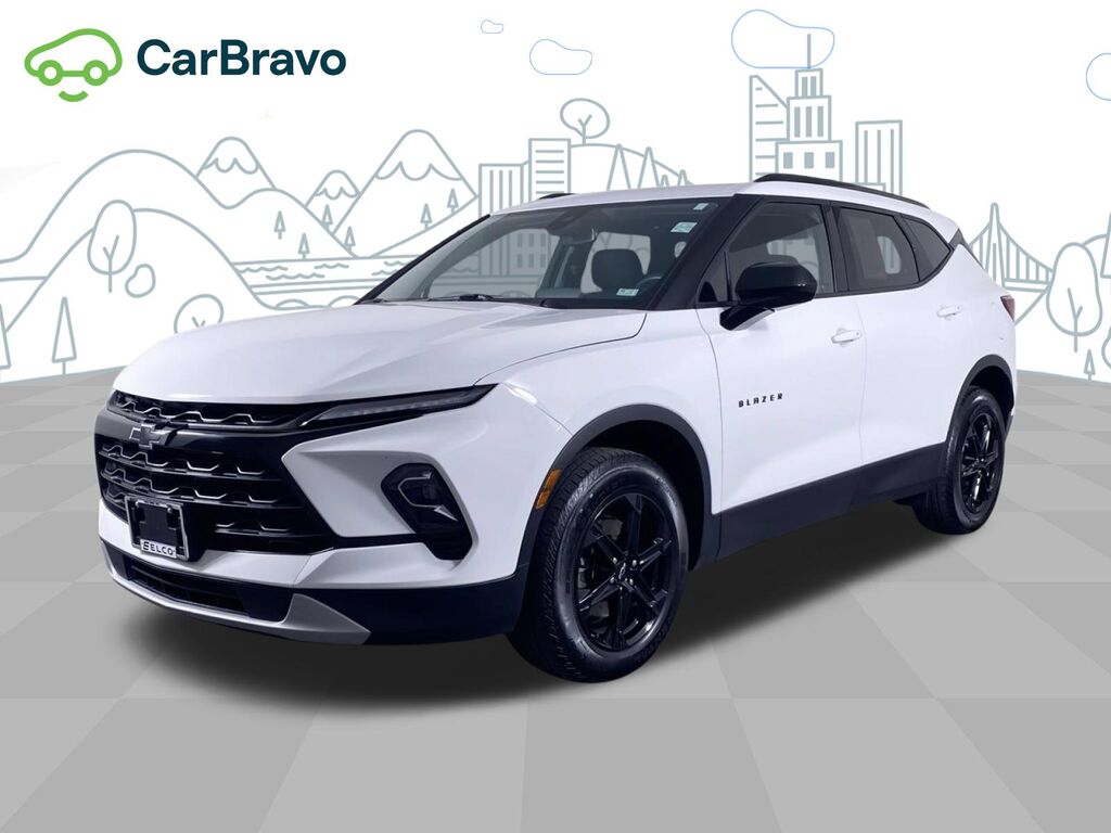 2023 Chevrolet Blazer LT — photo 1 of 6