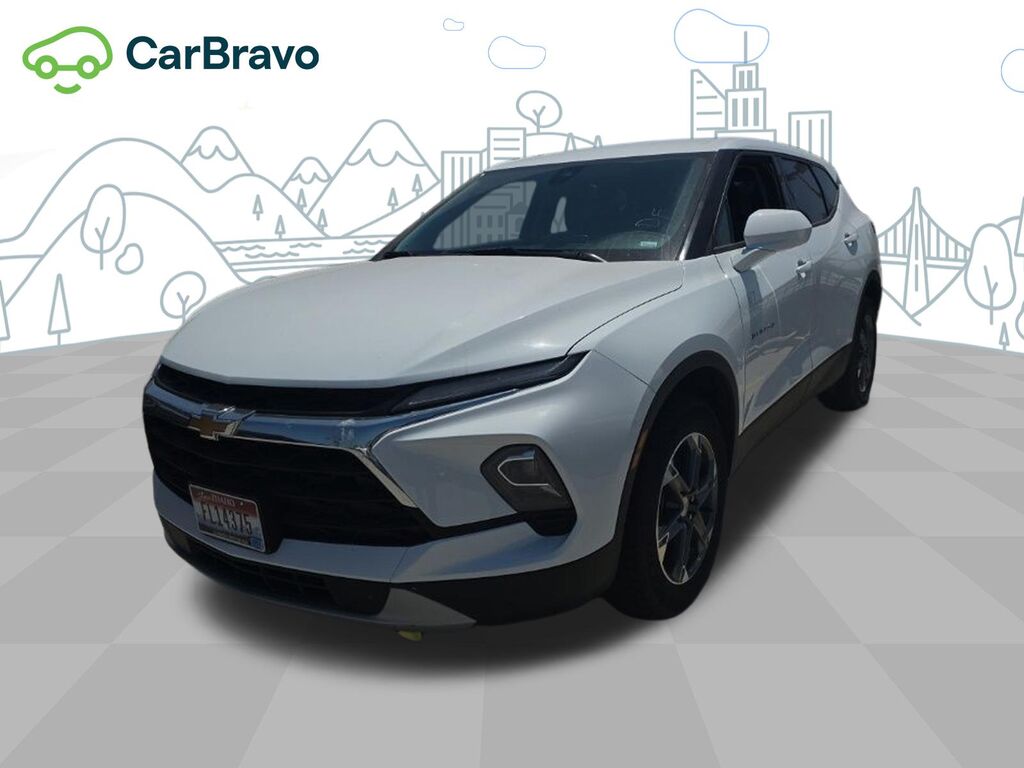 2025 Chevrolet Blazer 2LT — photo 1 of 6