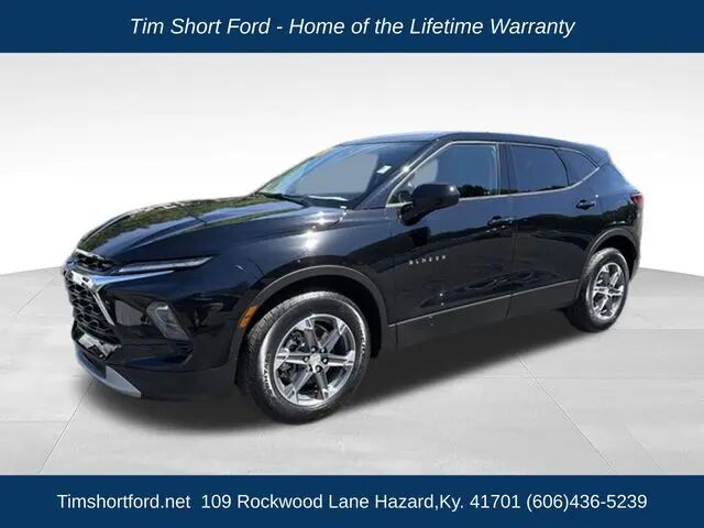 2025 Chevrolet Blazer LT — photo 1 of 46