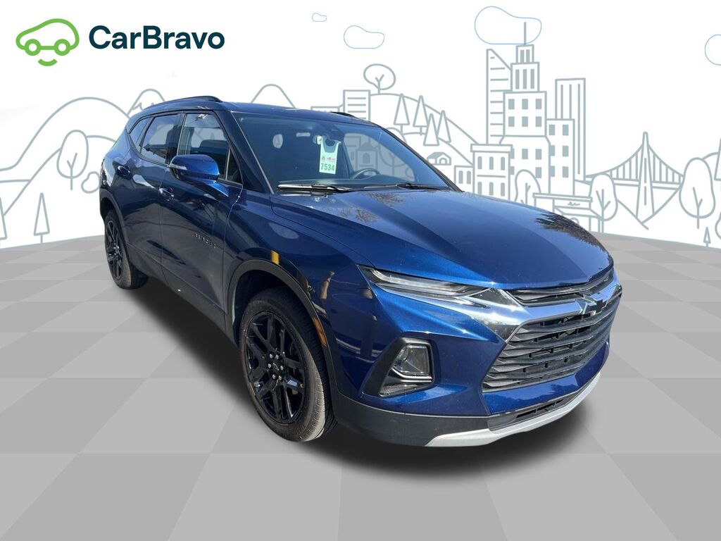 2022 Chevrolet Blazer LT — photo 1 of 5