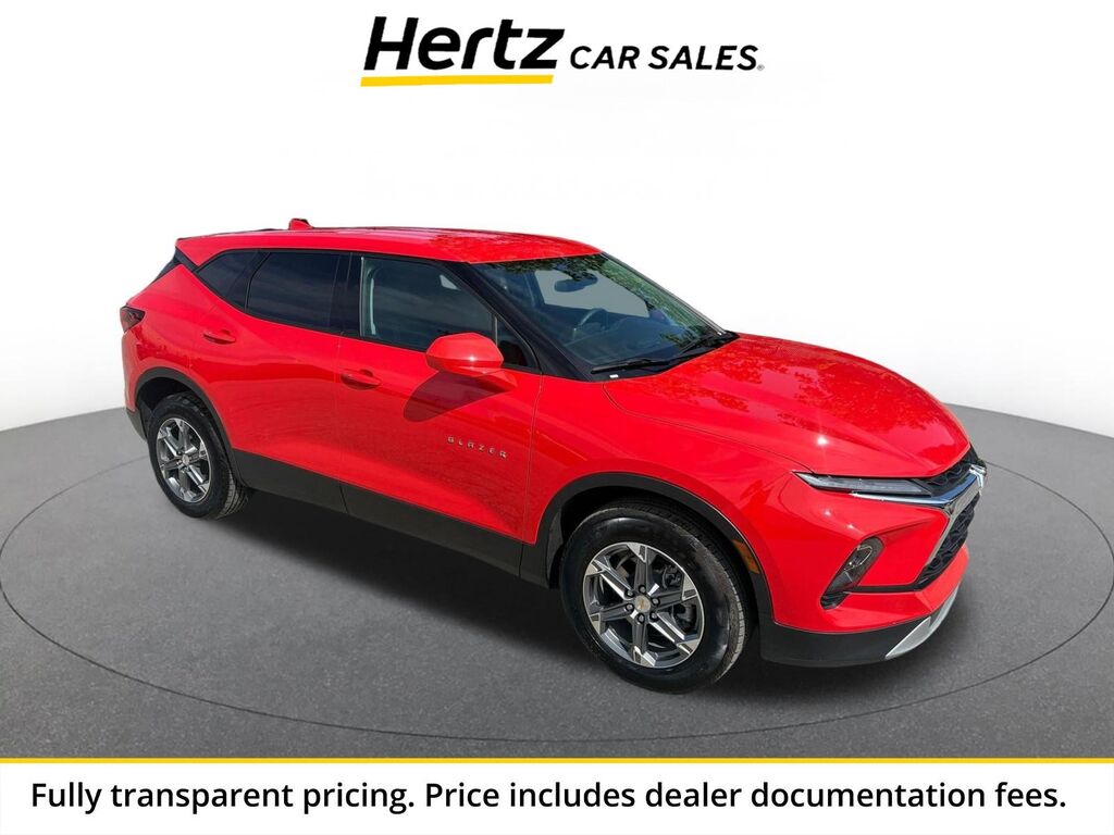 2026 Chevrolet Blazer LT — photo 1 of 16