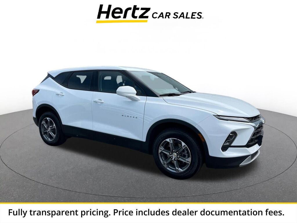2026 Chevrolet Blazer LT — photo 1 of 13