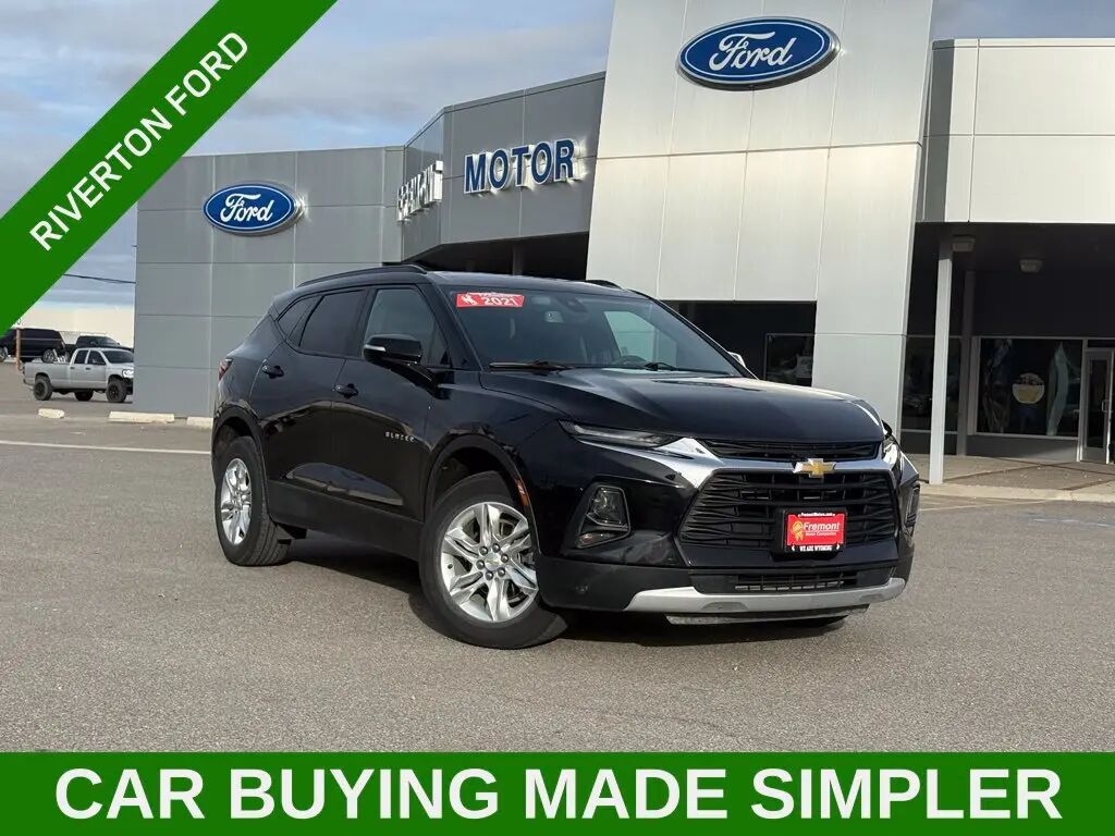 2021 Chevrolet Blazer LT — photo 1 of 13