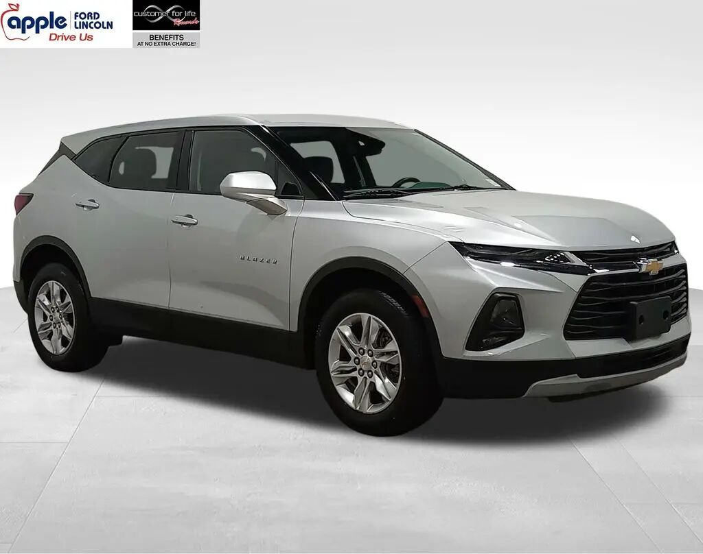 2022 Chevrolet Blazer LT — photo 1 of 48