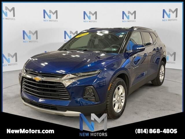 2022 Chevrolet Blazer LT — photo 1 of 13