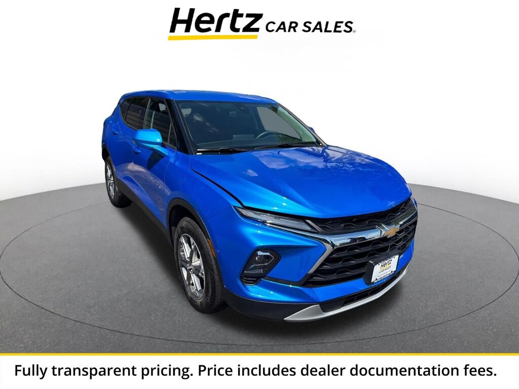 2026 Chevrolet Blazer LT — photo 1 of 11