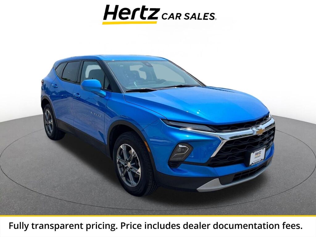2026 Chevrolet Blazer LT — photo 1 of 13