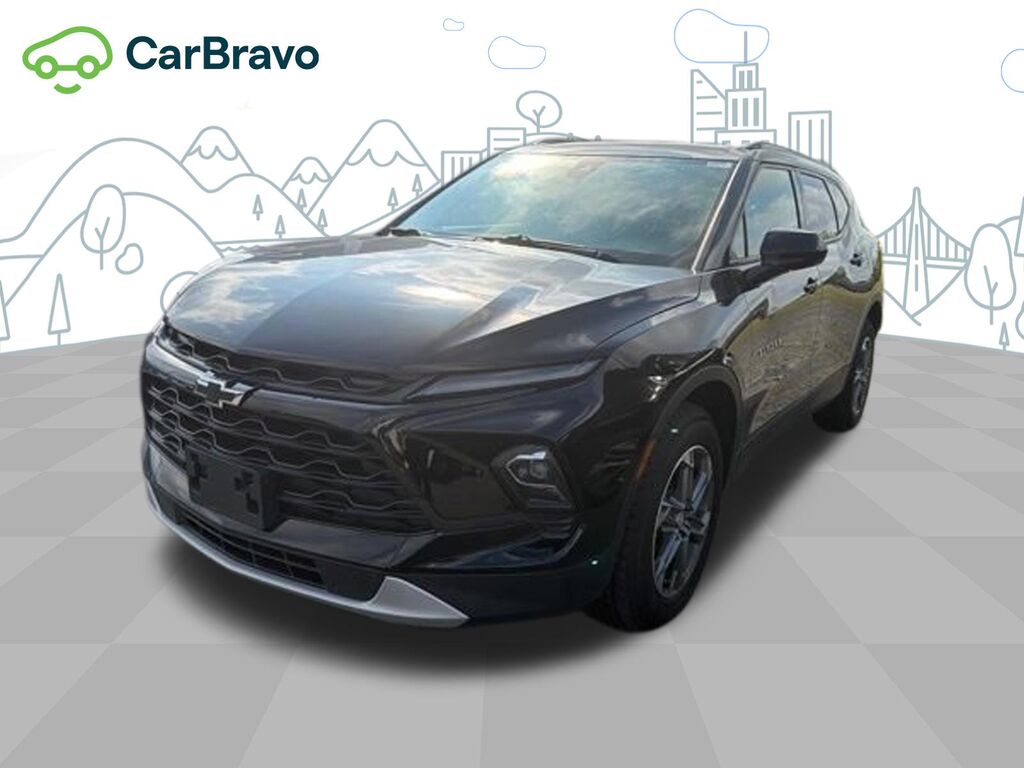 2023 Chevrolet Blazer LT — photo 1 of 6