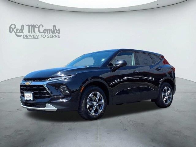 2025 Chevrolet Blazer LT — photo 1 of 26