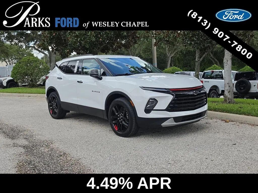 2023 Chevrolet Blazer LT — photo 1 of 31
