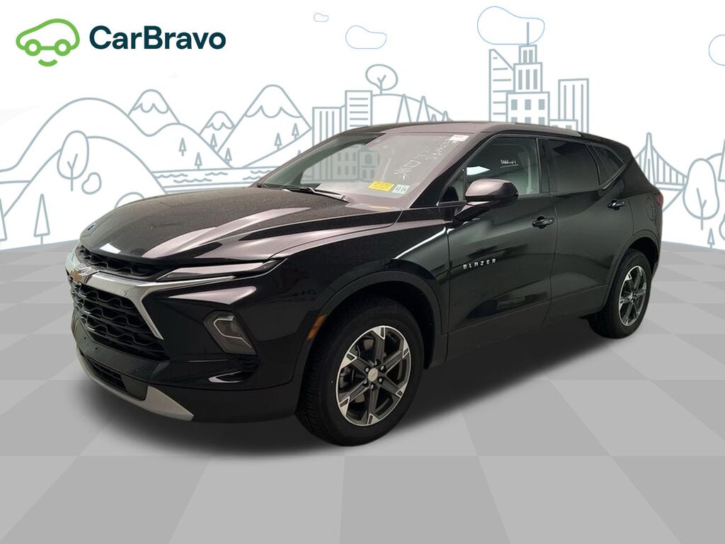 2025 Chevrolet Blazer 2LT — photo 1 of 6