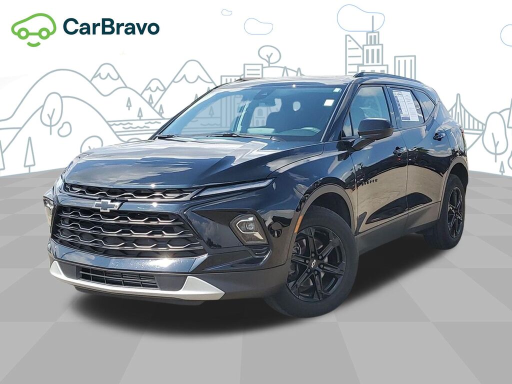 2023 Chevrolet Blazer LT — photo 1 of 6