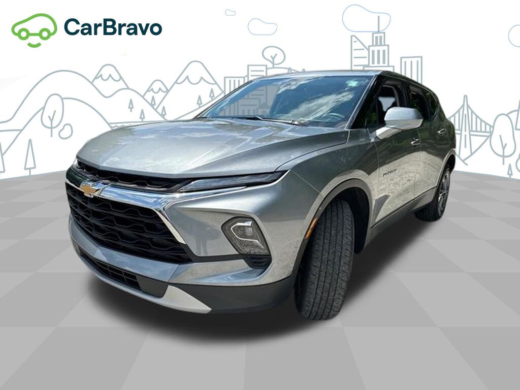 2025 Chevrolet Blazer 2LT — photo 1 of 7