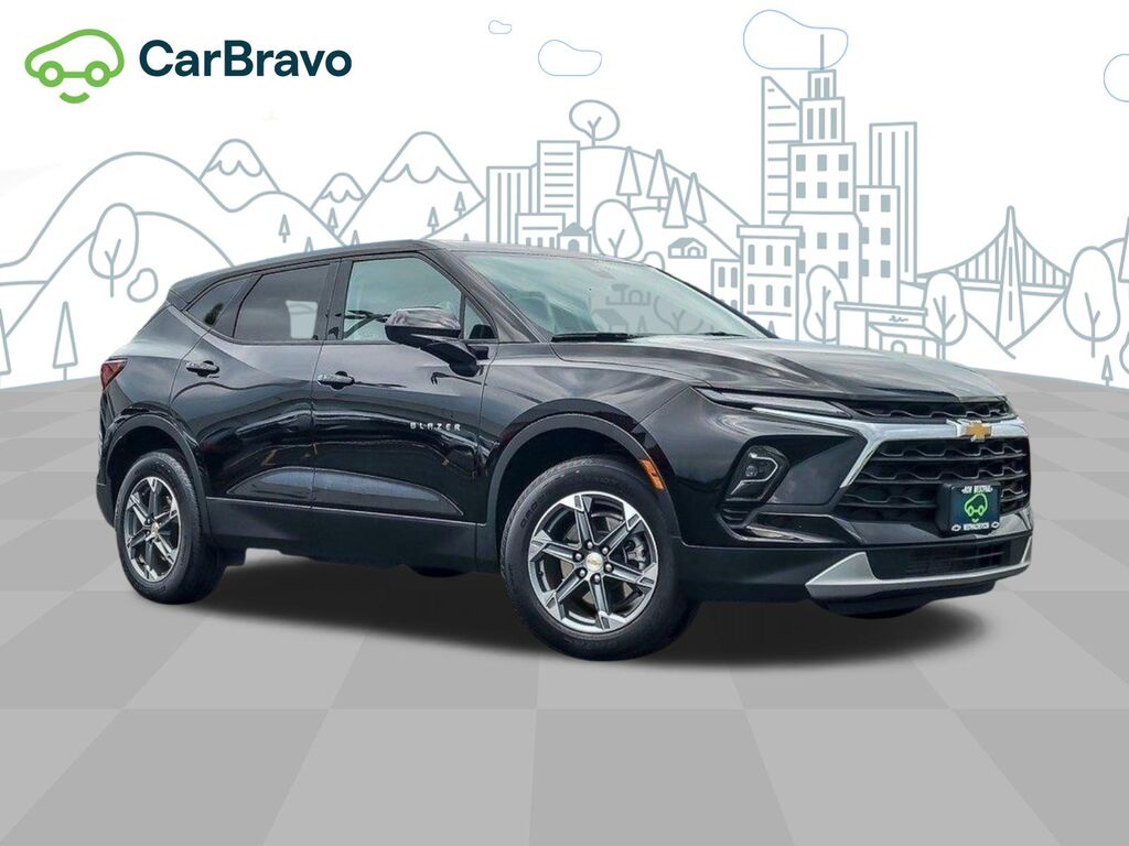 2025 Chevrolet Blazer 2LT — photo 1 of 6
