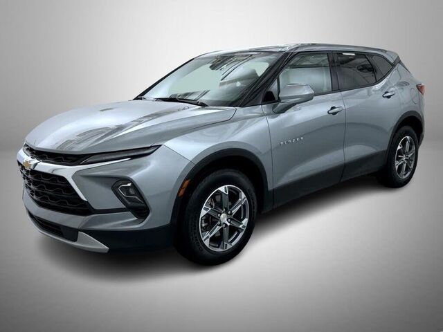 2025 Chevrolet Blazer LT — photo 1 of 1