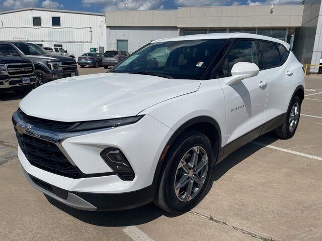 2025 Chevrolet Blazer LT