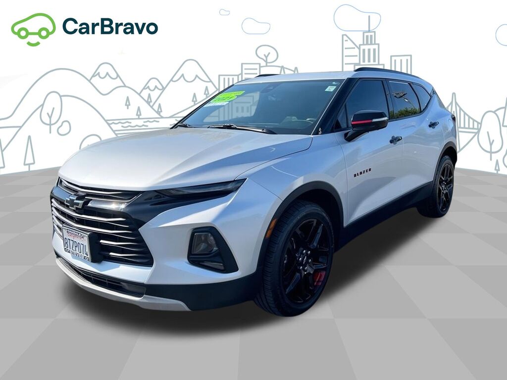 2021 Chevrolet Blazer LT — photo 1 of 6