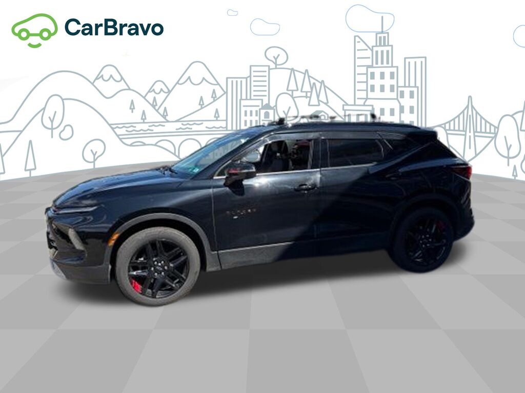 2023 Chevrolet Blazer LT — photo 1 of 6