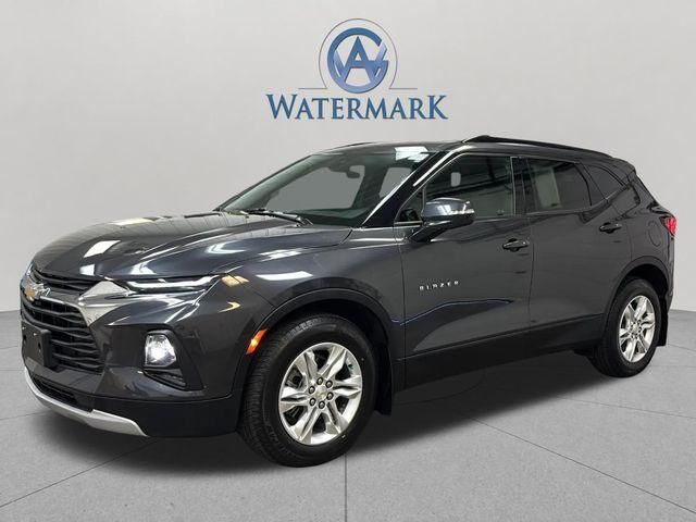 2022 Chevrolet Blazer LT — photo 1 of 26
