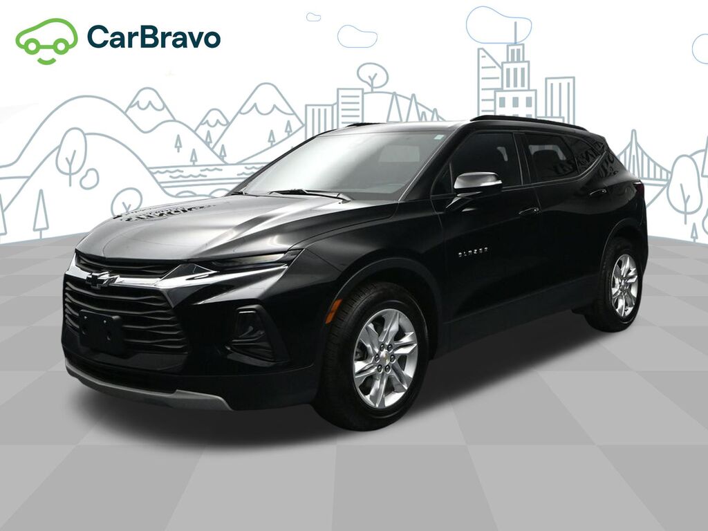 2022 Chevrolet Blazer LT — photo 1 of 6