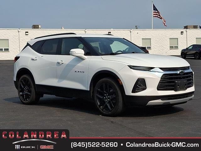 2022 Chevrolet Blazer LT — photo 1 of 13