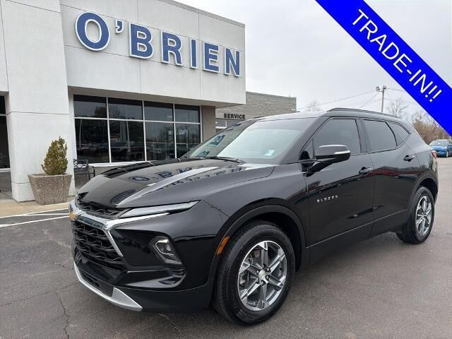 2023 Chevrolet Blazer LT — photo 1 of 26