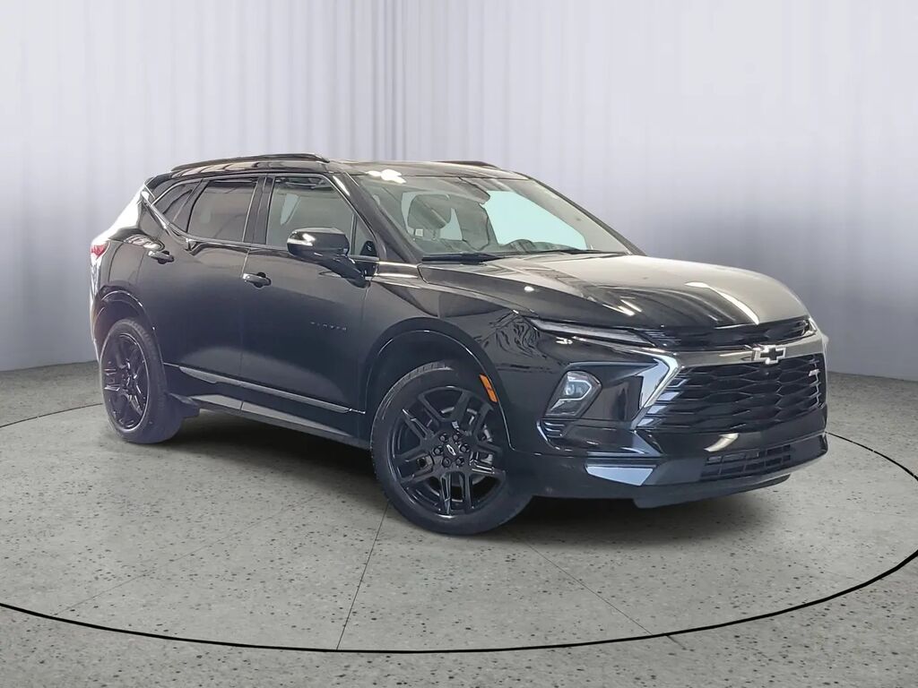 2025 Chevrolet Blazer RS — photo 1 of 26