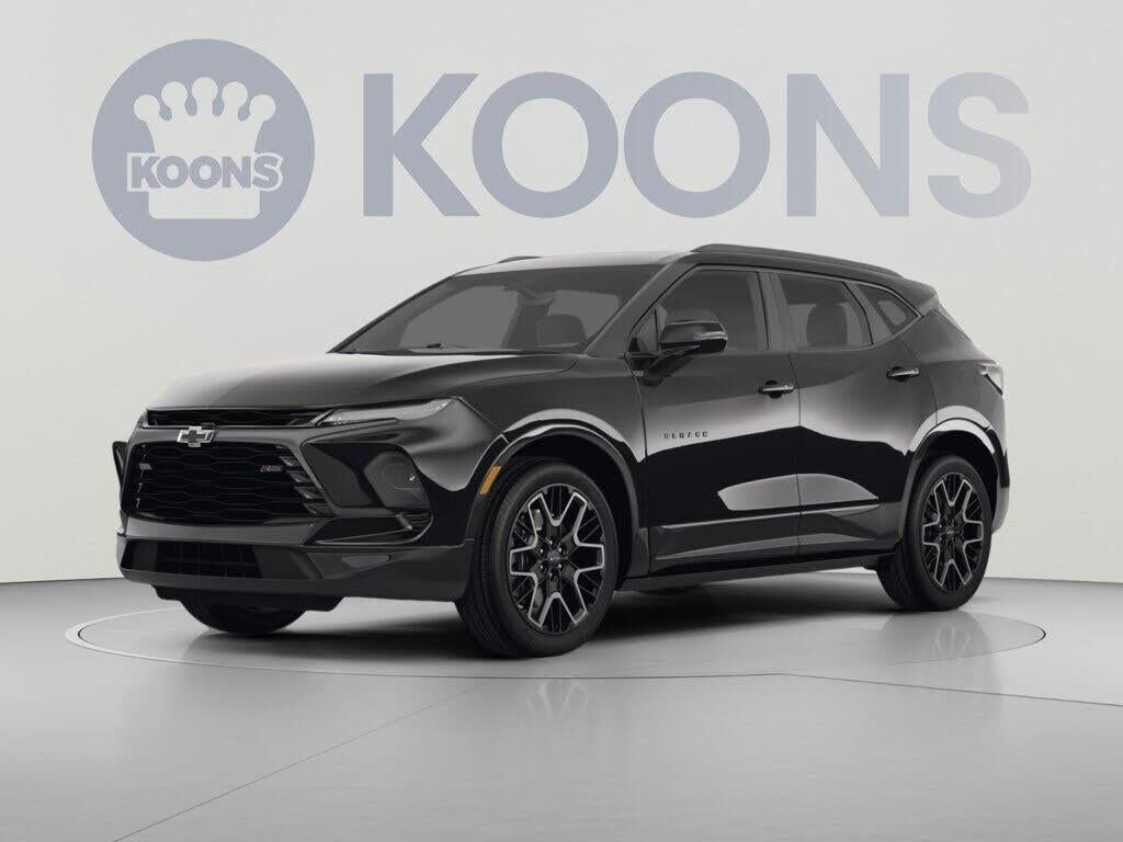 2023 Chevrolet Blazer RS — photo 1 of 3